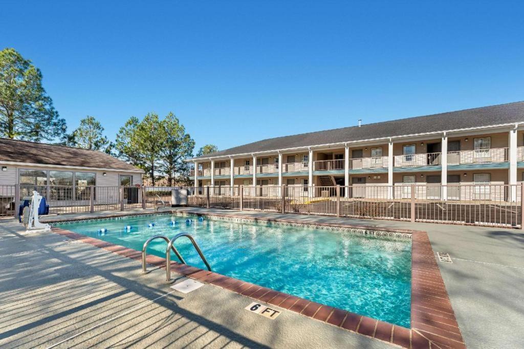 Quality Inn Eastman Exterior foto
